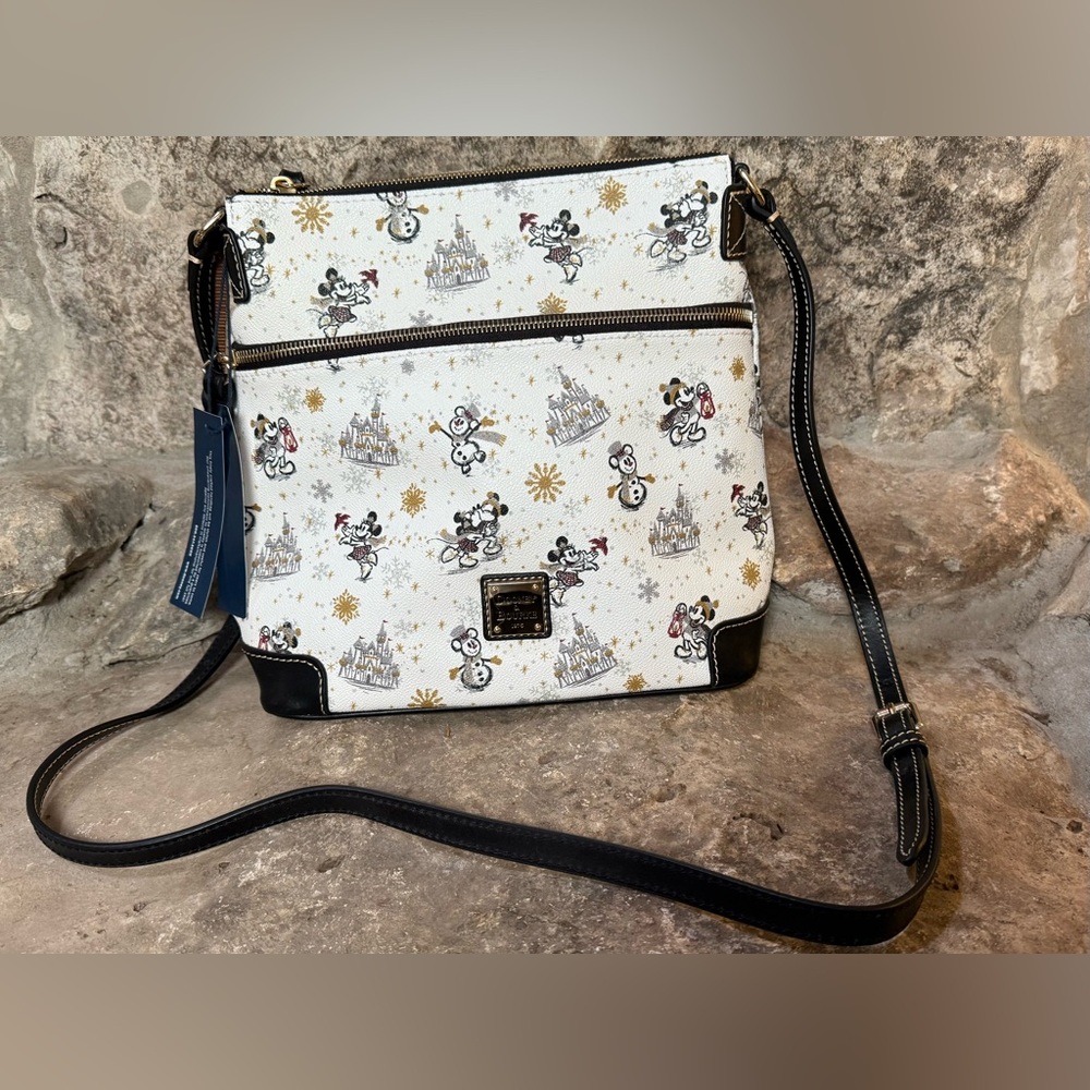 🎁 Dooney & Bourke White and Black Crossbody Bag SHOP NOW WITH 4 PAYMENTS